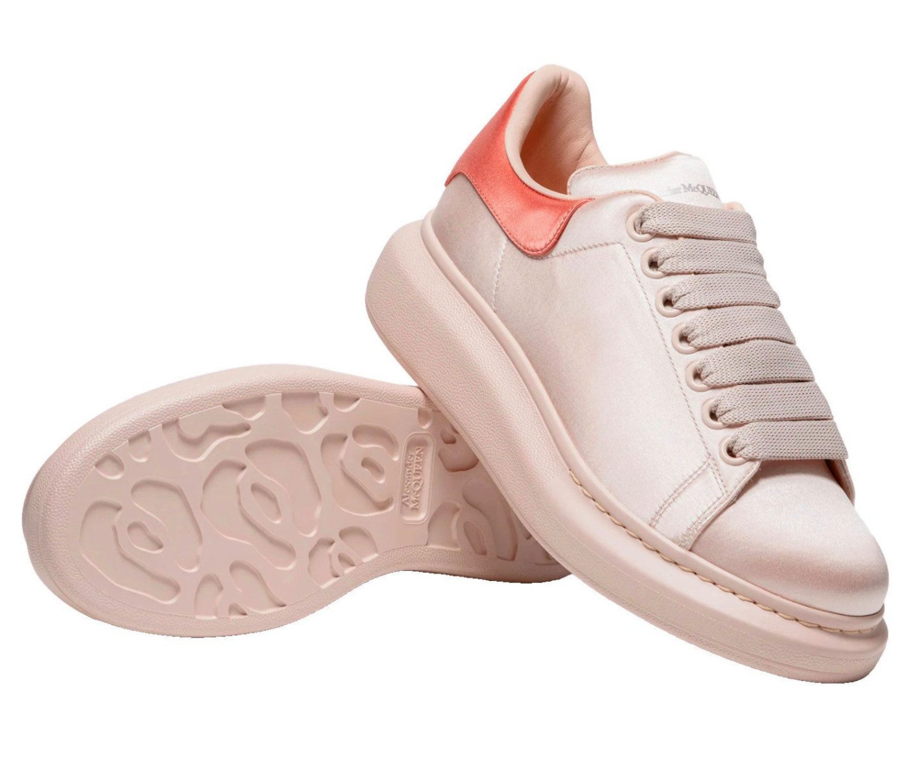 ALEXANDER MCQUEEN Oversized Seide Satin Sneaker Sneaker aus Leder mit auffälligem Seidenfinish